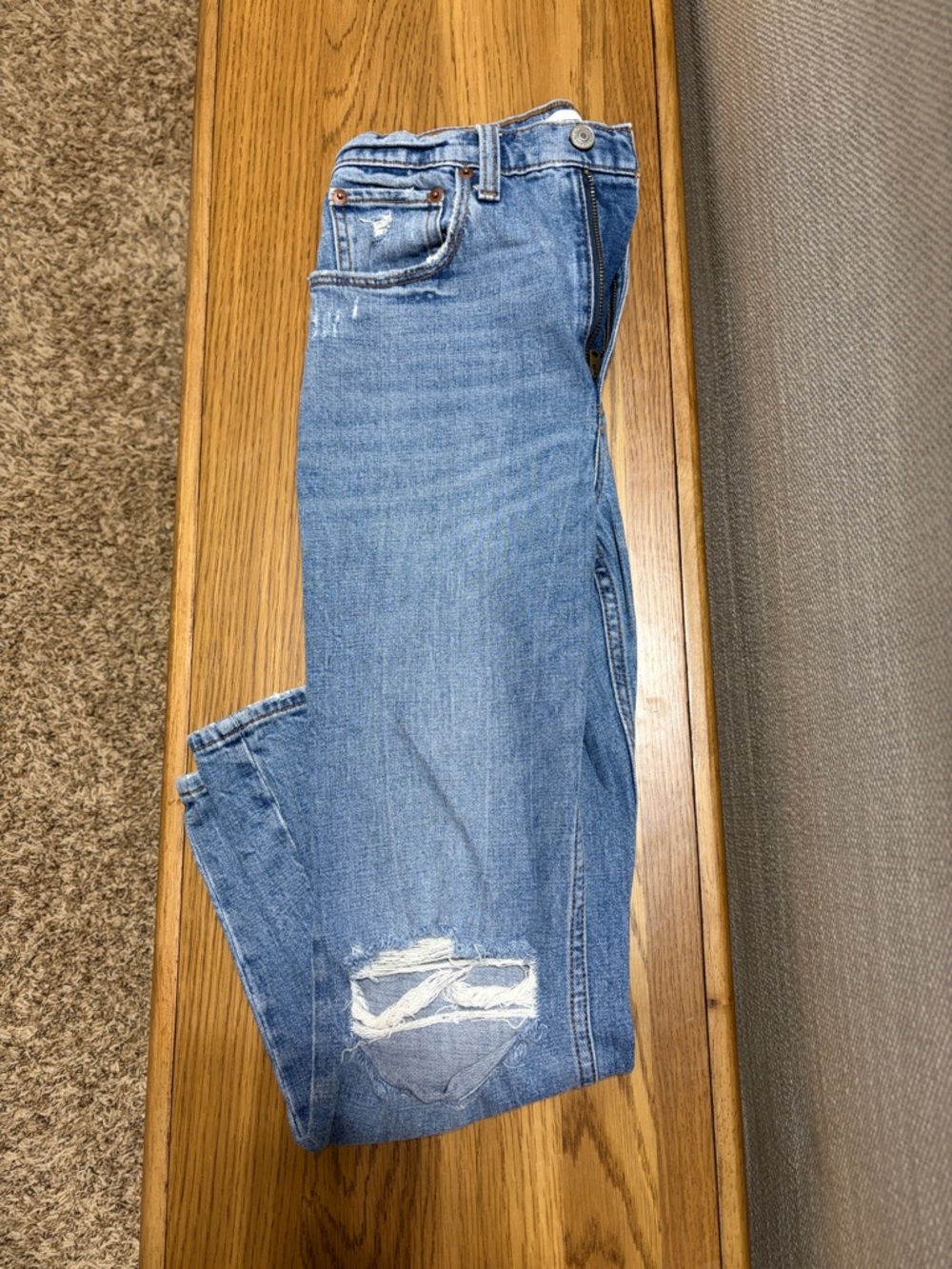 Abercrombie & Fitch High-Rise Women’s Jeans